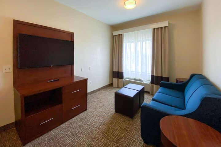 Room 30 of 44