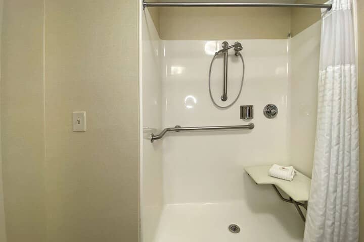 Room 26 of 44