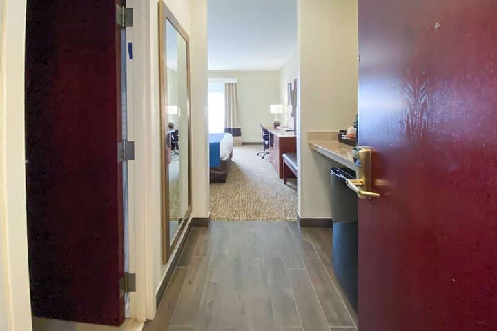 Room 11 of 44
